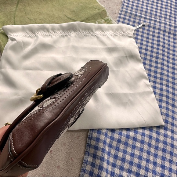 Coach Canvas Chain Shoulder Bag - Picture 9 of 10